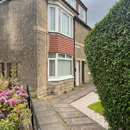 Room In A Home Edimburgo Exterior foto
