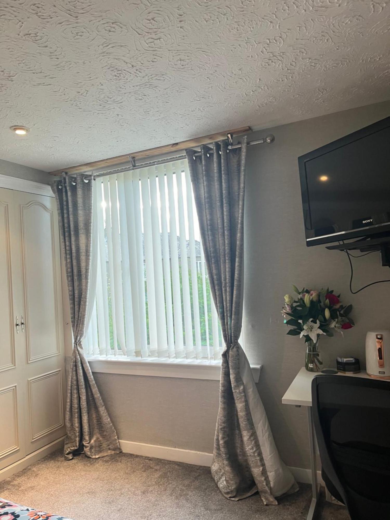 Room In A Home Edimburgo Exterior foto