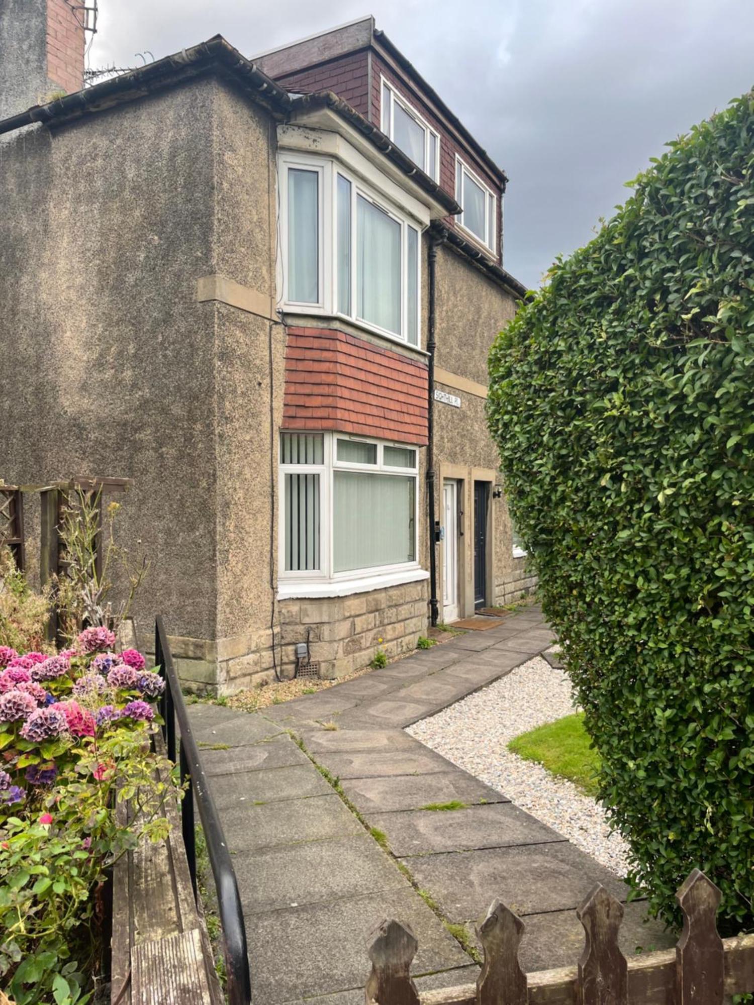 Room In A Home Edimburgo Exterior foto